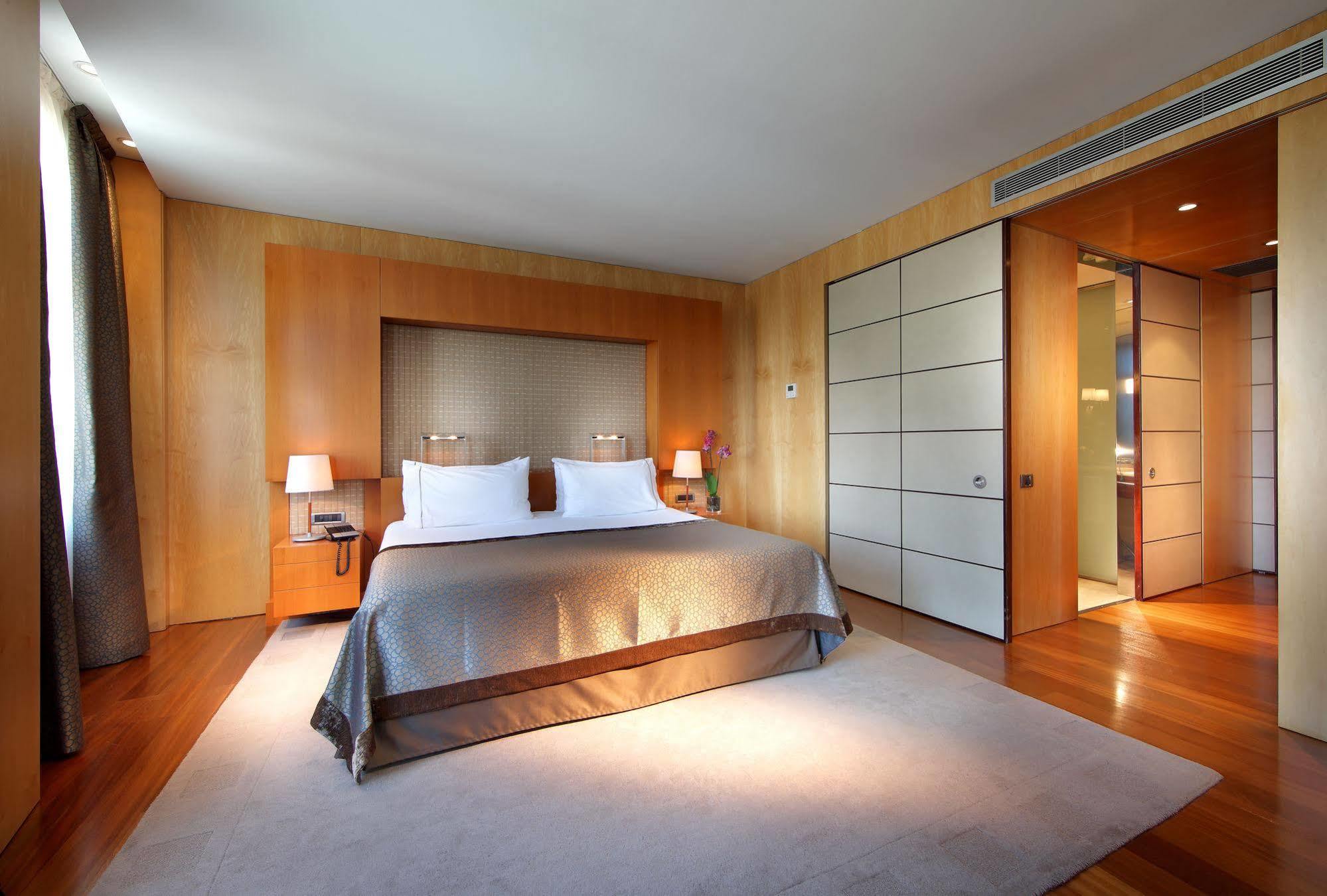 Eurostars Grand Marina Gl Hotel 5*